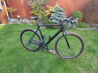 CANYON ENDURACE karbón