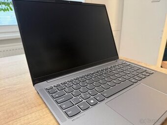 Lenovo IdeaPad Pro 5 14ARP8 Arctic Grey celokovový