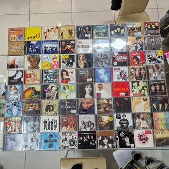 CD-čka...TAKE THAT,CAUGHT IN THE ACT,BACKSTREET BOYS....