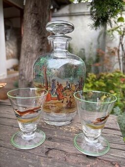 Sklenena malovana karafa s poharikmi