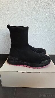 nové sneakersy LIU-JO (č.40)