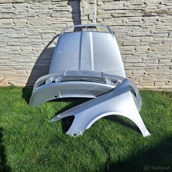 Škoda Octavia 2 lift kapota