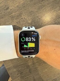 Apple Watch Series 7 (GPS) 45mm puzdro hliník