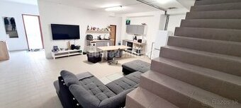 REZERVOVANÉ-objekt na bývanie aj podnikanie v centre obce Te