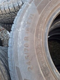 245/70R16 zimné