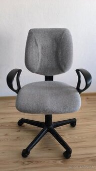 Kancelárska stolička