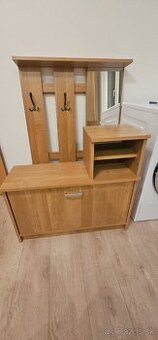 Predám vešiakovú stenu