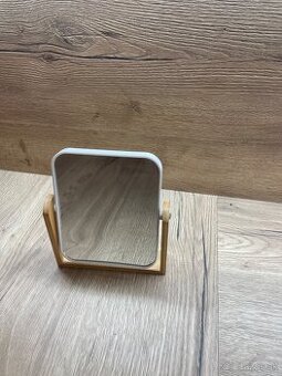 zrkadlo stolné otočné