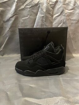 Air Jordan 4 Black cat
