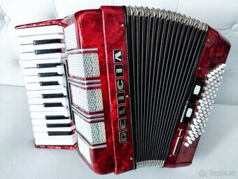 Predam akordeon Delicia Junior 72 bas.