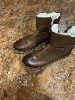 UGG kožené nové hnede