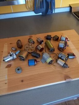 Rôzne stare motorčeky