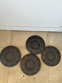 Plechove disky obute na celorocnych pneu Zeetex 205/65r16c