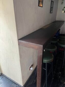 Barový stôl na mieru