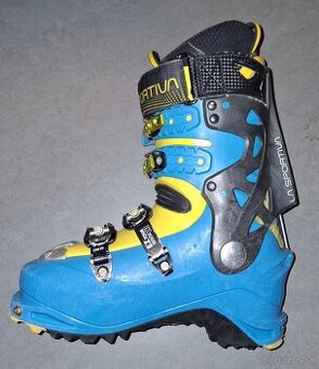 La Sportiva Sparkle 274mm