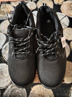 PRACOVNÁ OBUV 42, 43