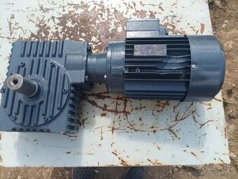 Snekova prevodovka s elektromotorom 1,1kW