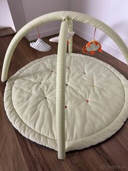 Hracia deka / hrazda