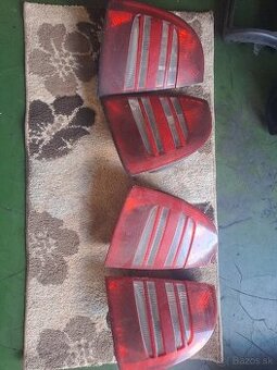 Zadné svetlá Škoda Superb 1