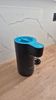 Ohrievač a dávkovač na vodu Babymoov milky now