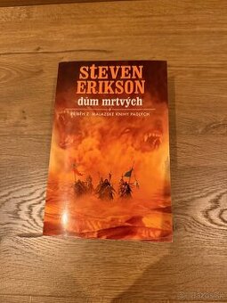 Steven Erikson - Dum mrtvych