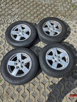 Jeep R17