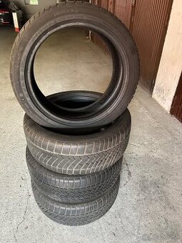 225/45 R18 - zimné pneu Continental