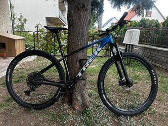Trek Marlin 8 farebné prevedenie Gloss Alpine / Gloss Dniste