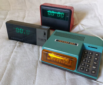 Predám ruské hodiny Elektronika a Programátor SIGNAL 2011