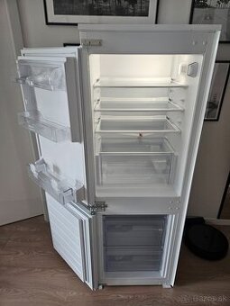 Predám vstavanú chladničku IKEA RAKALL