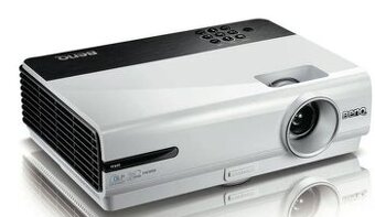 Projektor BenQ W600+