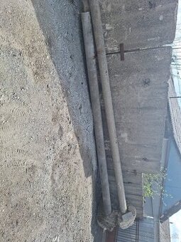 Betonove stĺpy