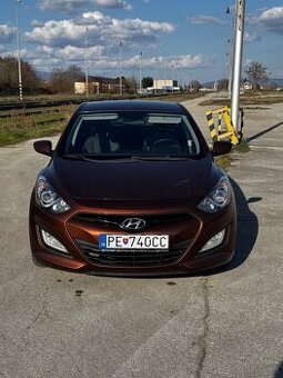 Hyundai i30 1.6 crdi 81kw 2014