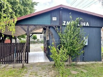 Zmrzlinový stánok na predaj s vybavením, terasou a obe…
