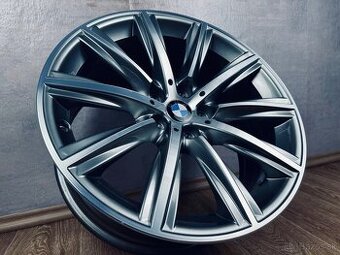 Originál kolesa R18 BMW 5 G30 style 684
