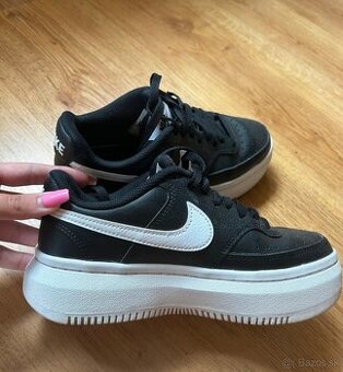 Dámske tenisky Nike