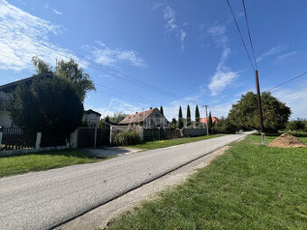 POZEMOK 612 M2 - VÝBORNÁ POLOHA NA HLAVNEJ PRÍSTUPOVEJ…