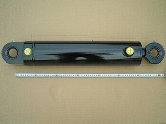 Hydraulický valec na  LKT , na  riadenie