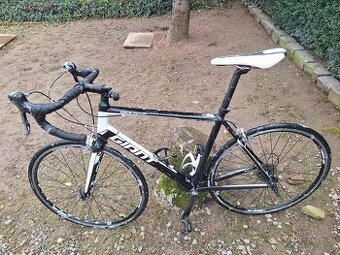 Predam cestny bicykel