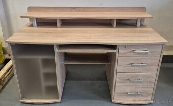 Predam pocitacovy stol