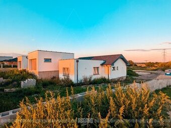 Novostavba moderného 4i rodinného domu Bravo v Zavare - 1