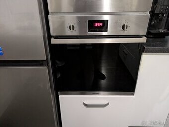 vstavaná rúra - BAUMATIC