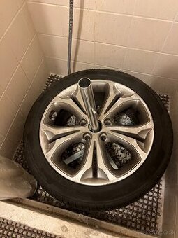 Hyundai i30 5x114,3, SD 67mm, letné Nexen 225/45 R17 XL 94 Y