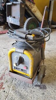 Predam startovaci vozik 12 - 24 V