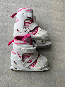 Dievčenské korčule vo výbornom stave