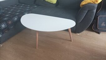 Konferenčný stolík