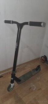 Freestyle kolobezka srcore waks