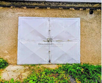 NA PREDAJ VEĽKÁ GARÁŽ | POZEMOK 35m² | JARNÁ - ROŽŇAVA