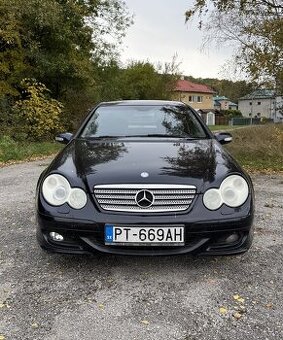 Mercedes-Benz C 180 Kompressor – r. 2005, 105 Kw