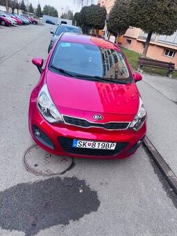 Predám  auto KIA Rio